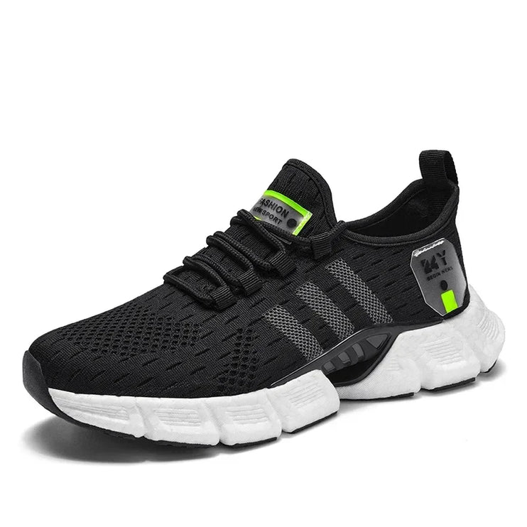 Lightweight black athletic shoes with a modern design, perfect for everyday wear and casual outings.